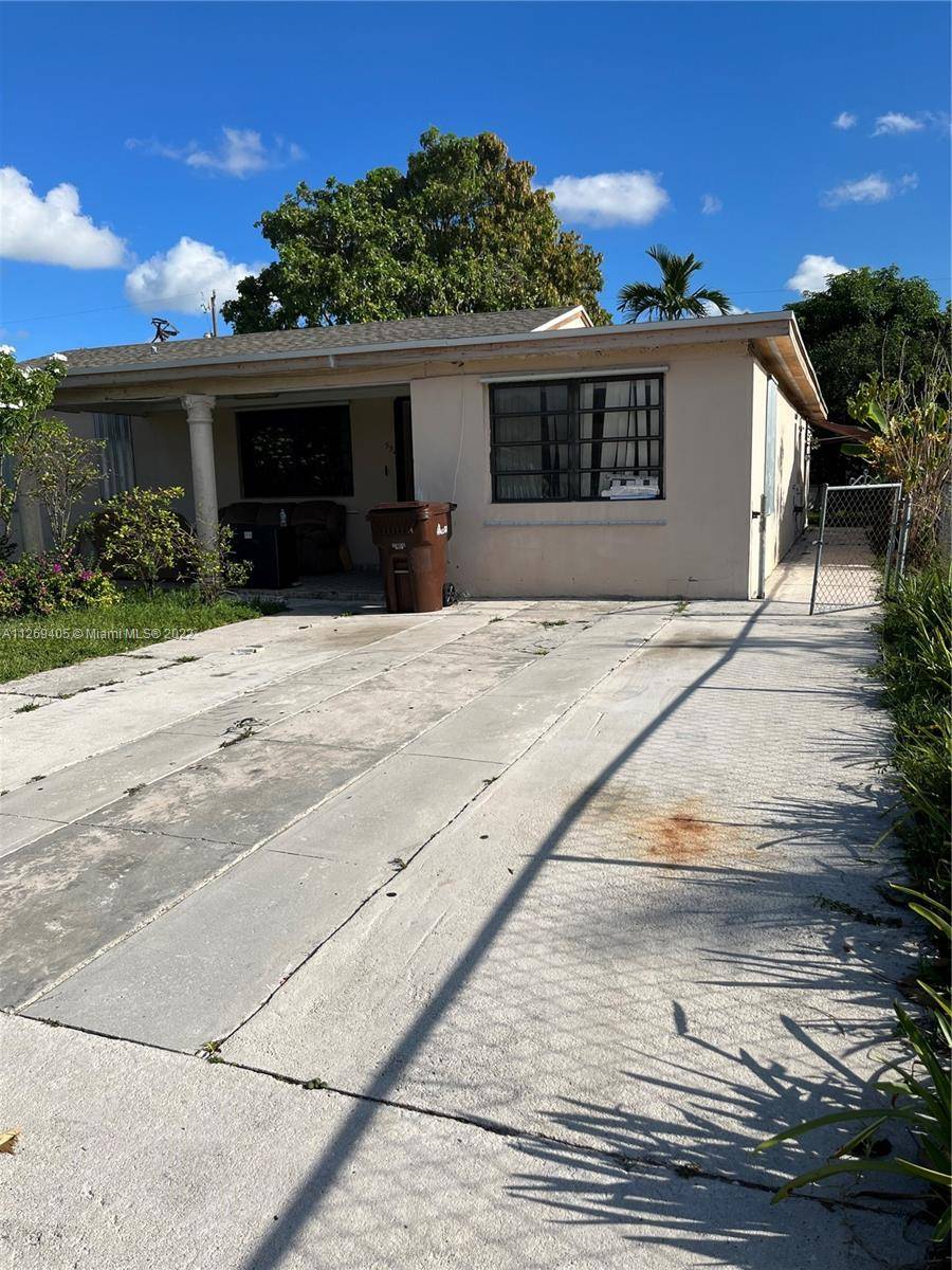 Hialeah, FL 33013,932 E 32nd St