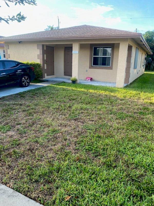 Pompano Beach, FL 33069,2724 NW 1st Ct