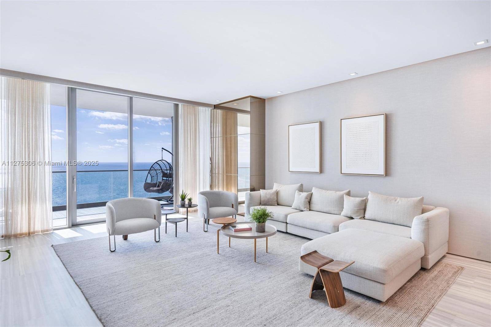 Sunny Isles Beach, FL 33160,18975 E Collins Ave #3802