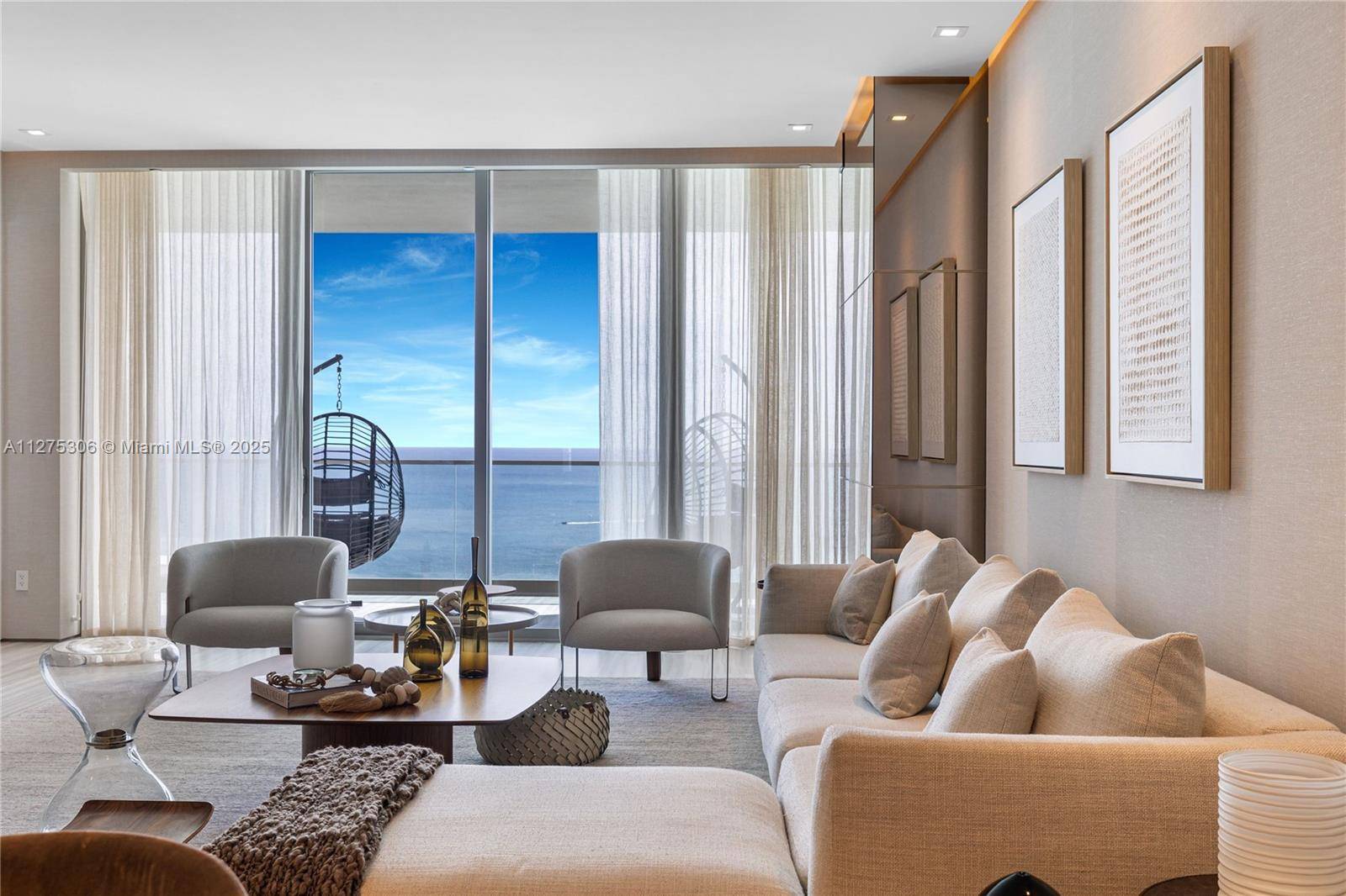 Sunny Isles Beach, FL 33160,18975 E Collins Ave #3802