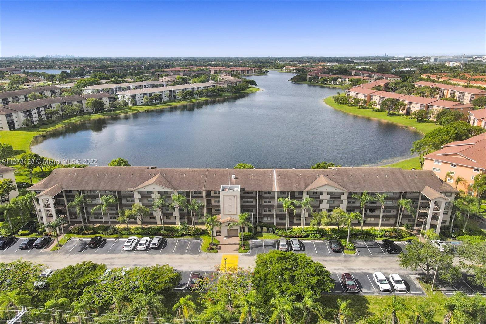 Pembroke Pines, FL 33027,13800 SW 5th Ct #203M