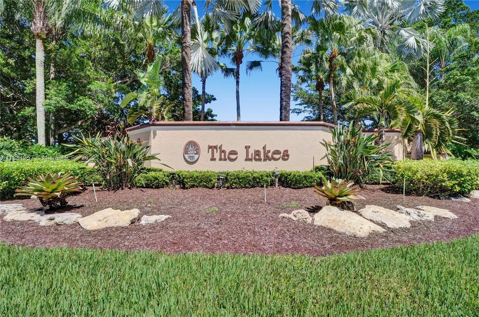 Weston, FL 33326,129 W Bayridge Dr