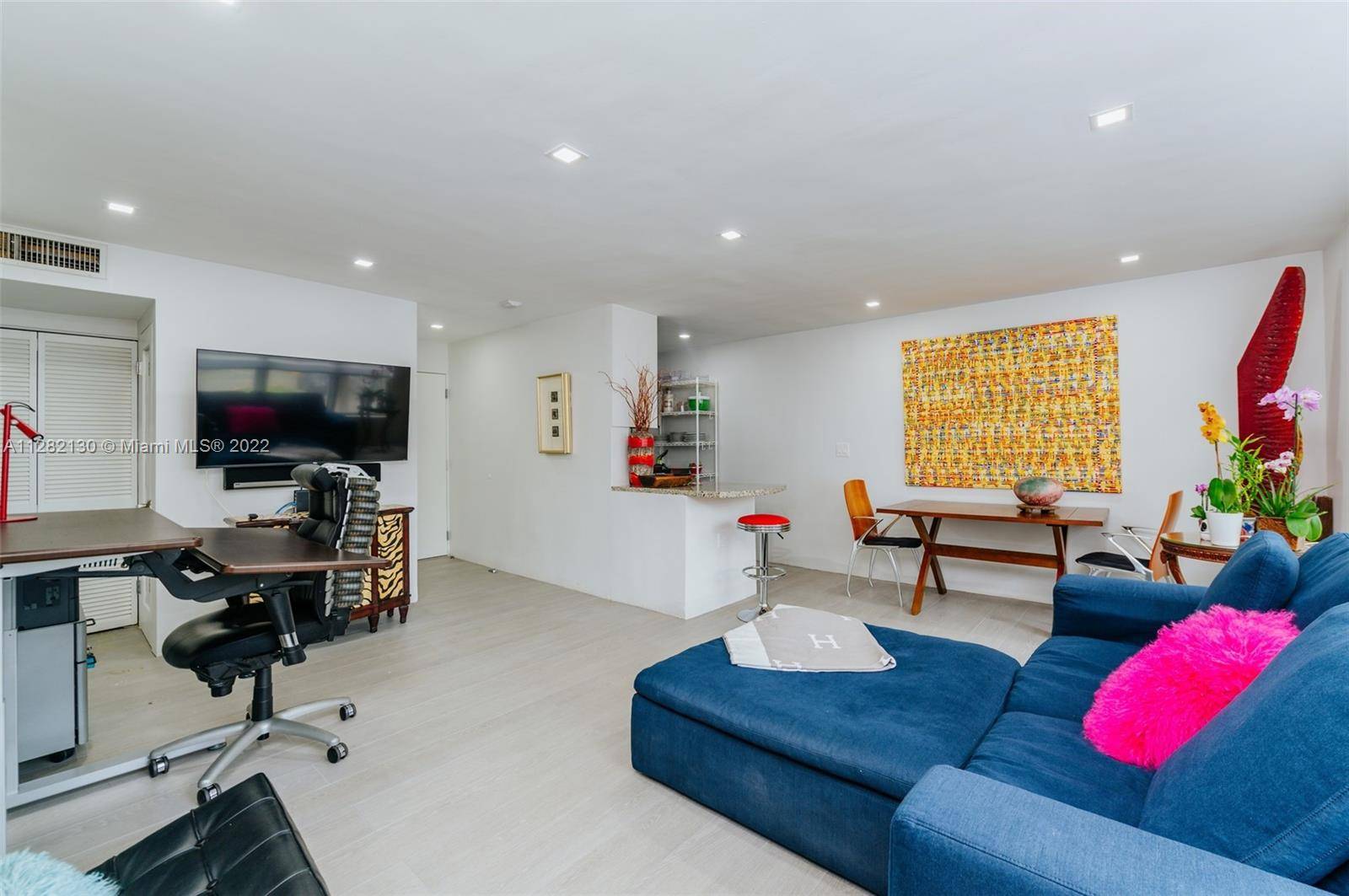 Miami Beach, FL 33139,1615 West Ave #205