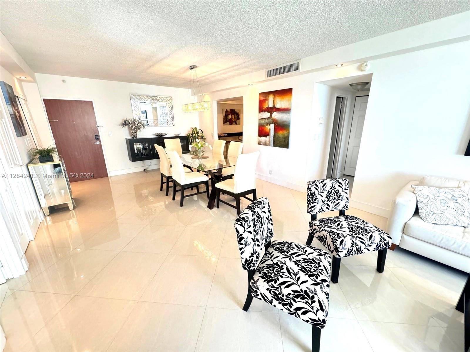 Hollywood, FL 33019,3901 S Ocean Dr #8E