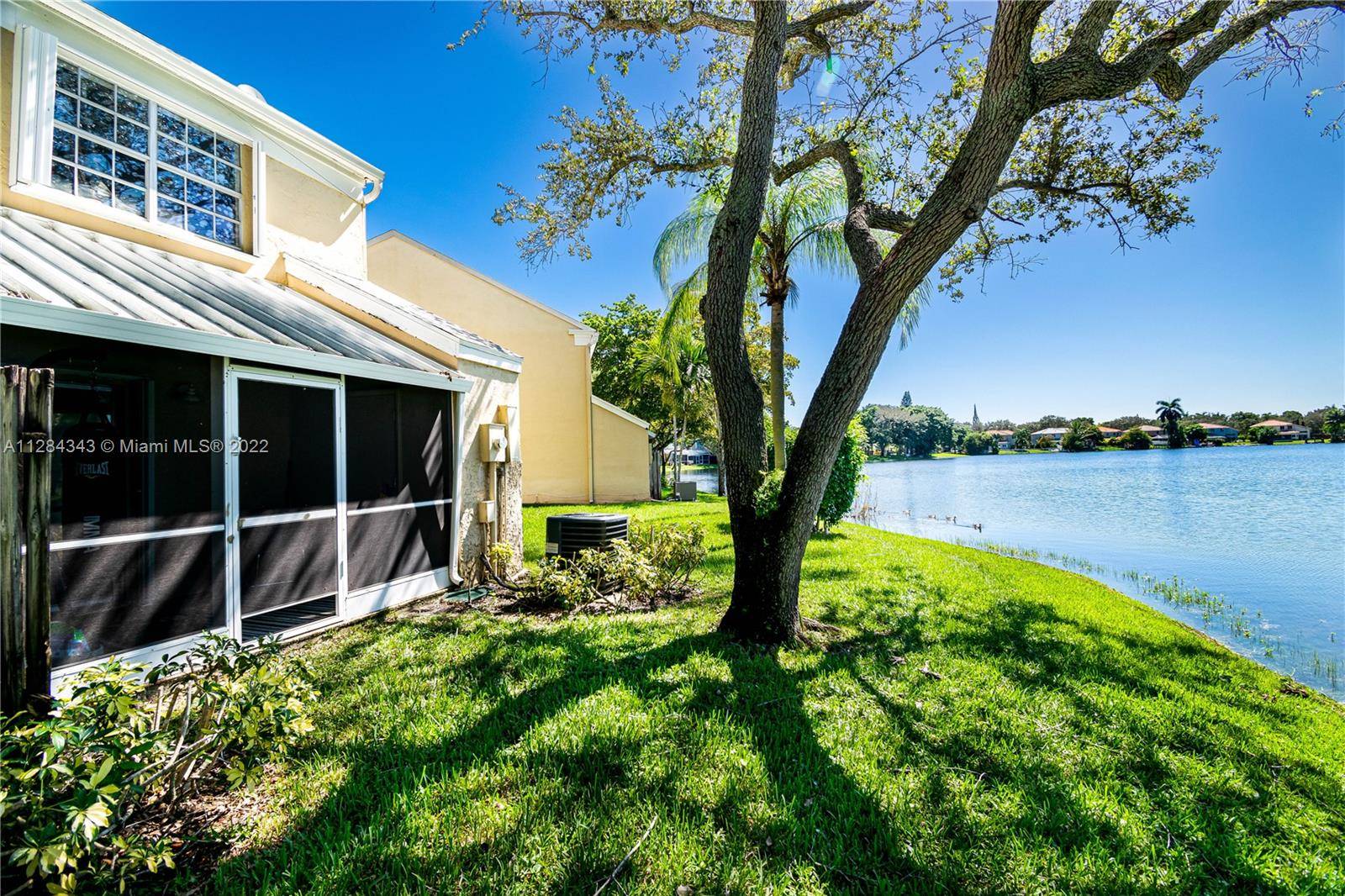 Cooper City, FL 33026,2844 S Edgehill Ln #2844