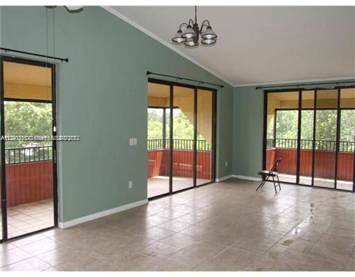 Miami, FL 33169,16220 NW 2nd Ave #510