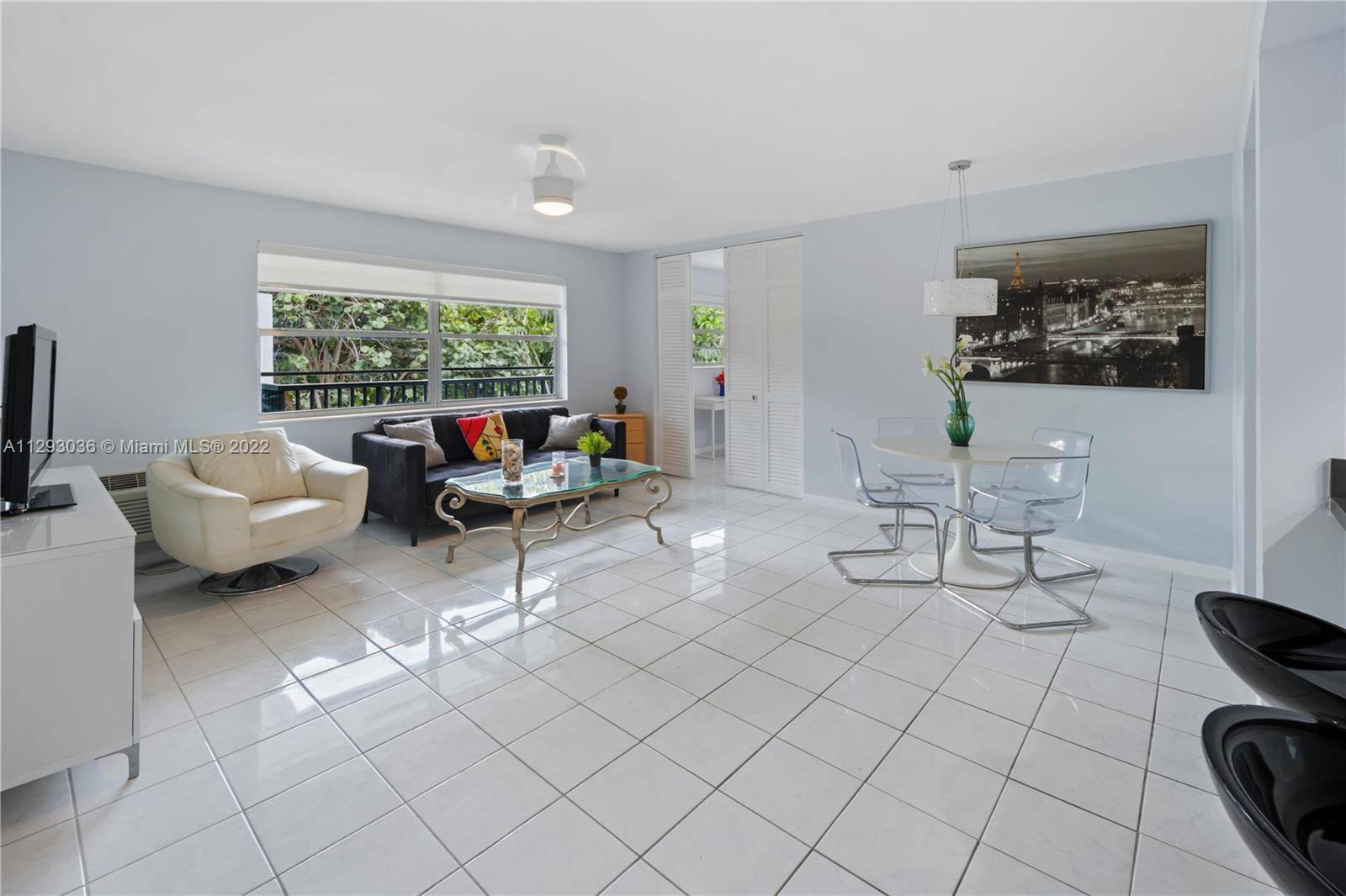 Key Biscayne, FL 33149,195 Sunrise Dr #8