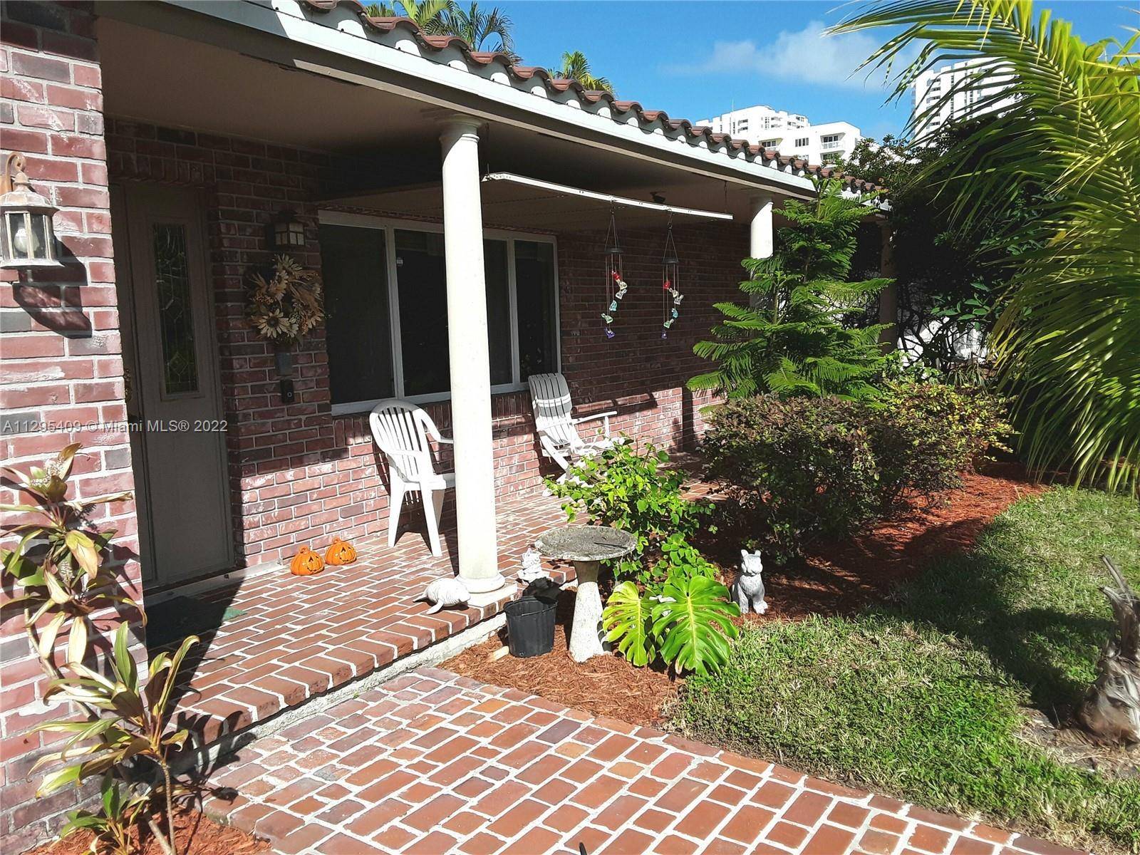 Lauderdale By The Sea, FL 33062,3261 Seaward Dr