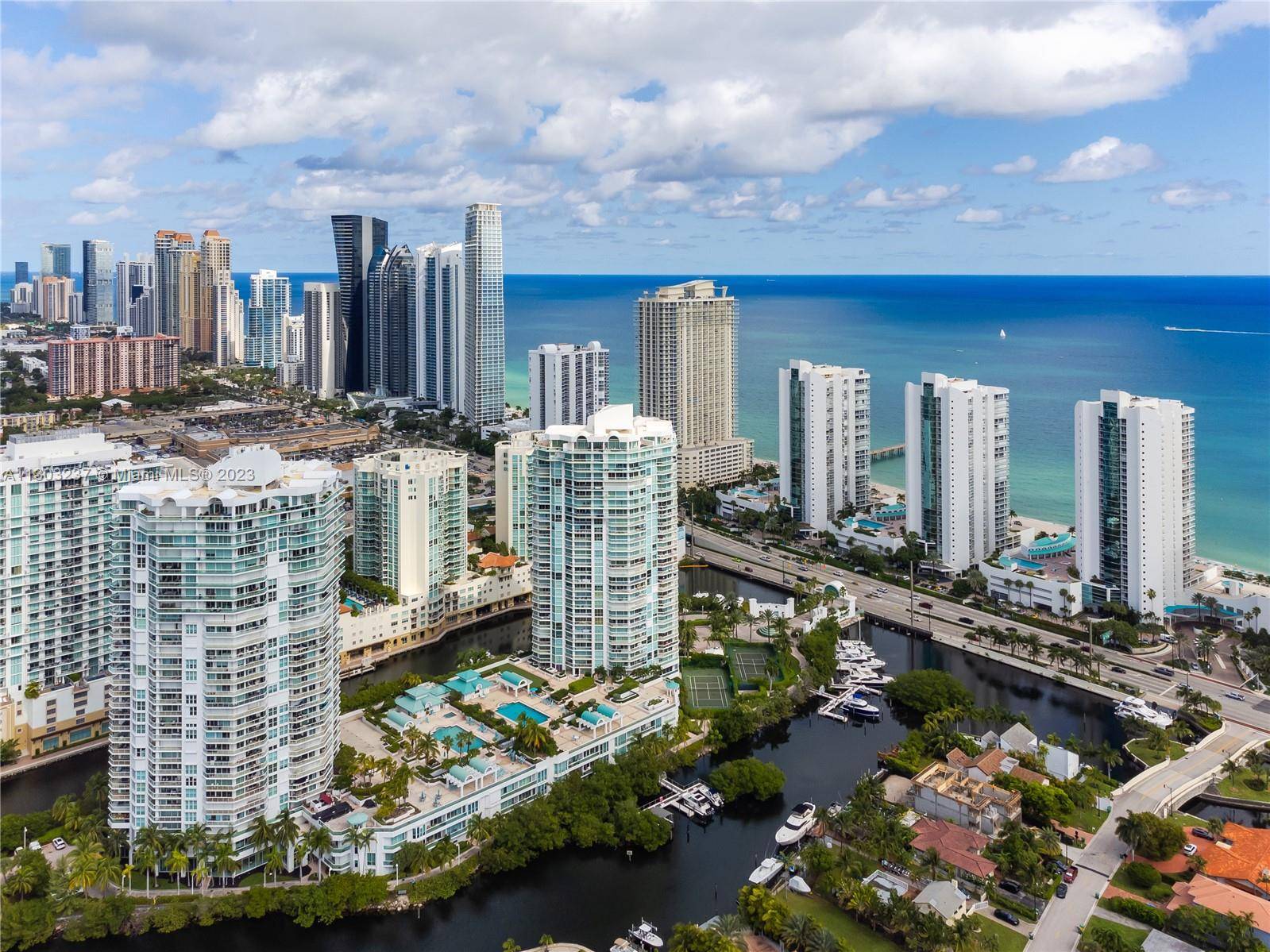 Sunny Isles Beach, FL 33160,16500 Collins Ave #652