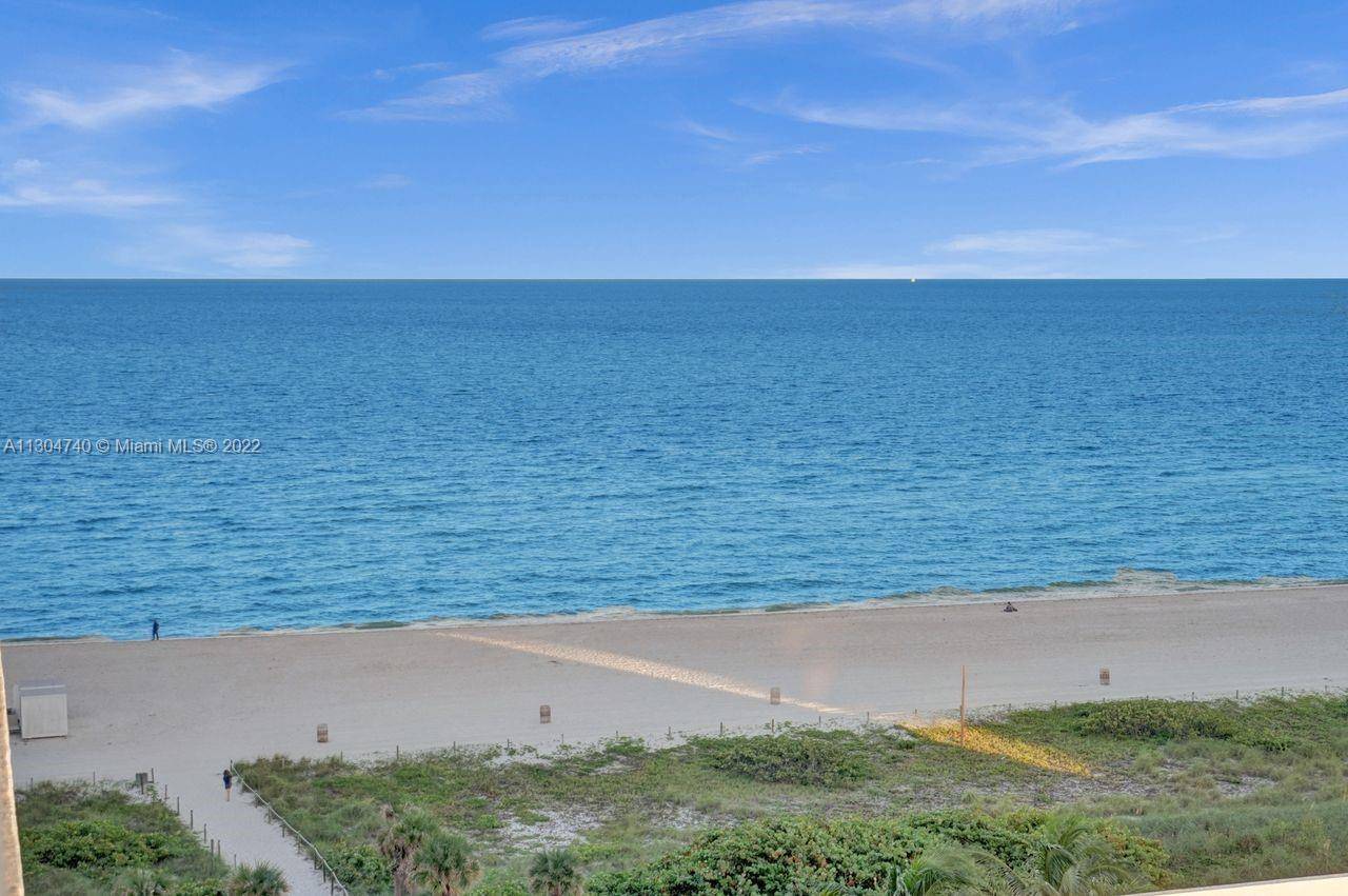 Miami Beach, FL 33140,5875 Collins Ave #1004