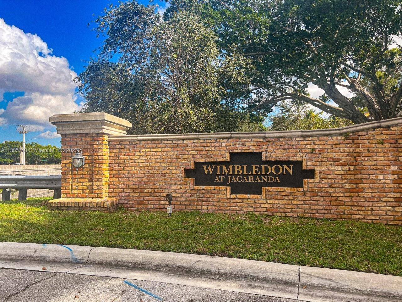 Plantation, FL 33324,209 Wimbledon Lake Dr #209