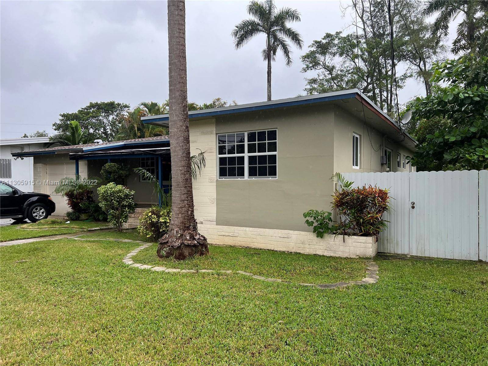Miami, FL 33161,325 NE 115th St