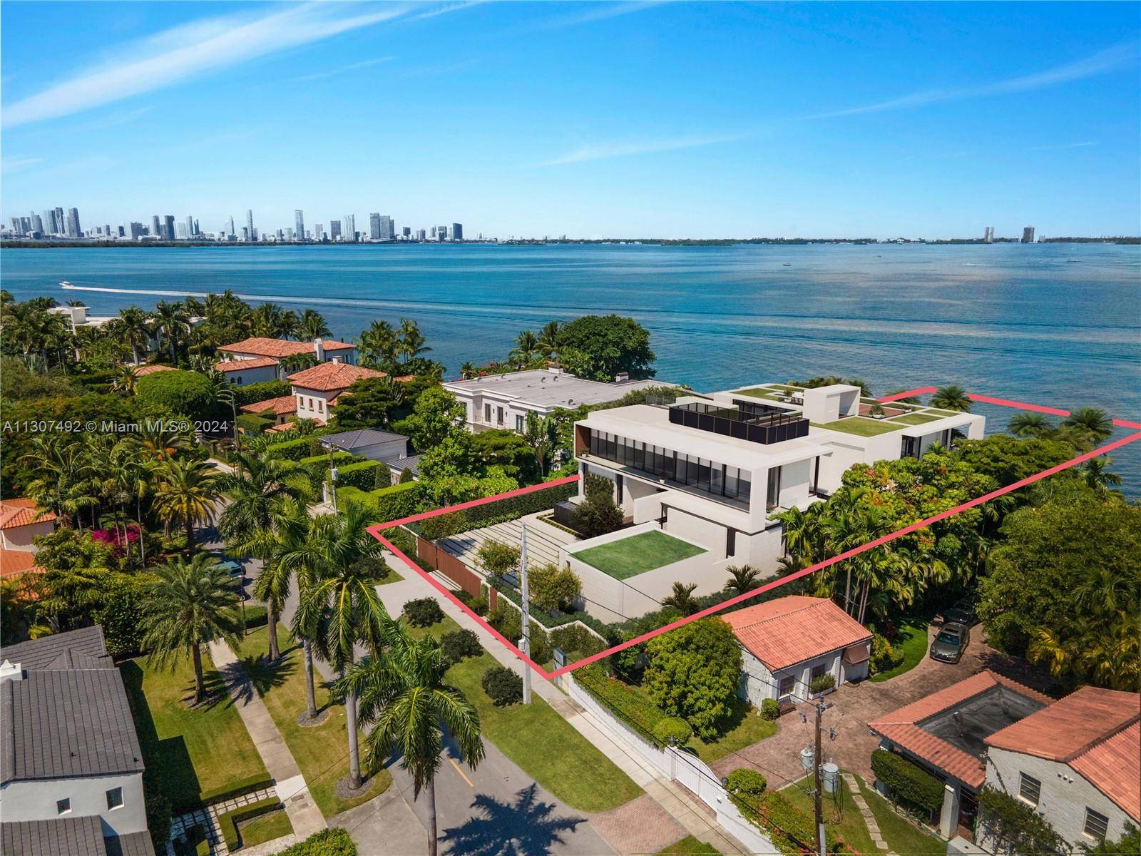 Miami Beach, FL 33140,4736 N Bay Rd