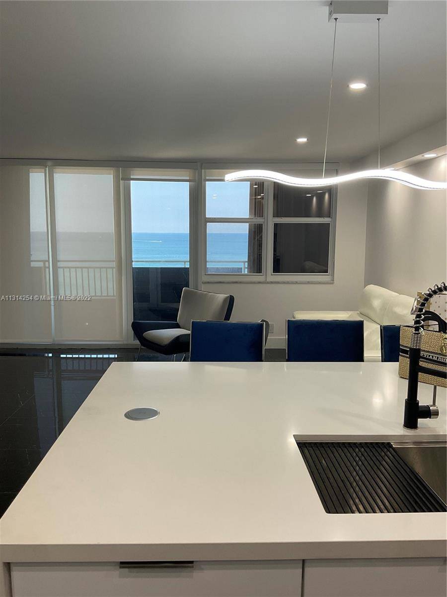 Hallandale Beach, FL 33009,3180 S Ocean Dr #1503