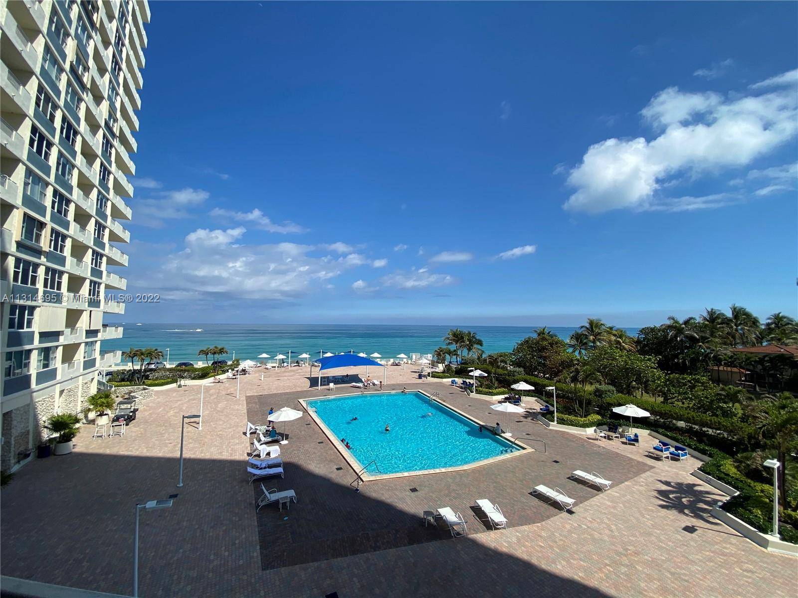 Hallandale Beach, FL 33009,3180 S Ocean Dr #314