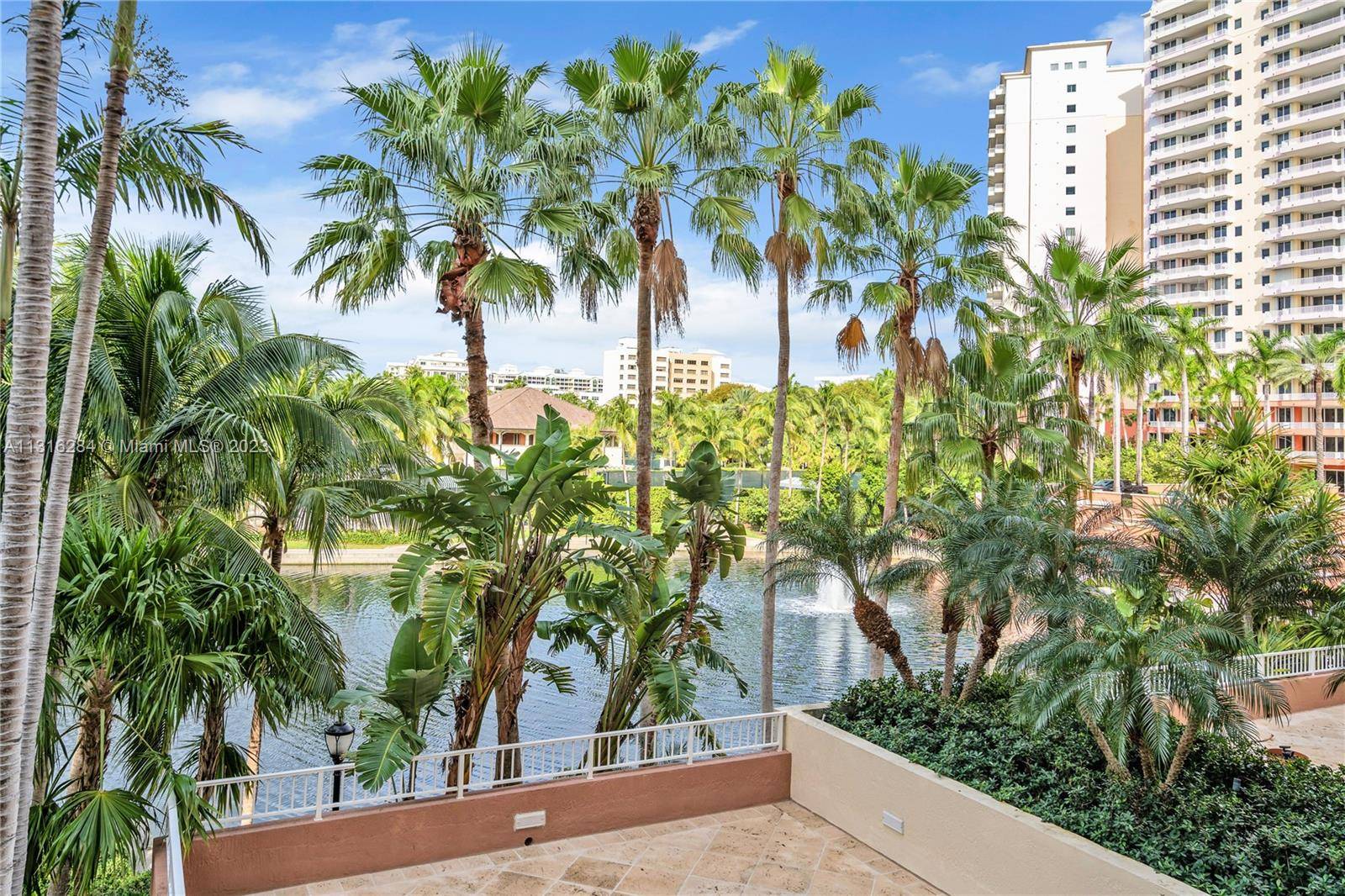 Key Biscayne, FL 33149,765 Crandon Blvd #207