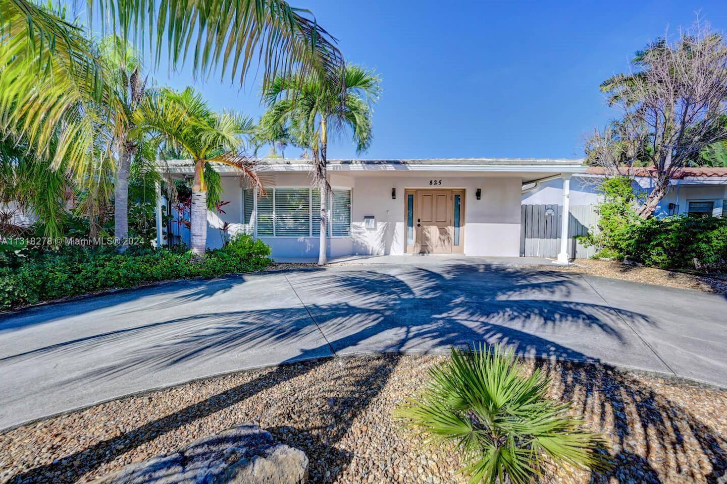 Hollywood, FL 33019,825 Harrison St