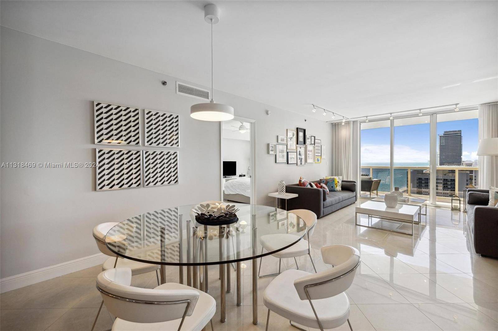 Hallandale Beach, FL 33009,1830 S Ocean Dr #2703