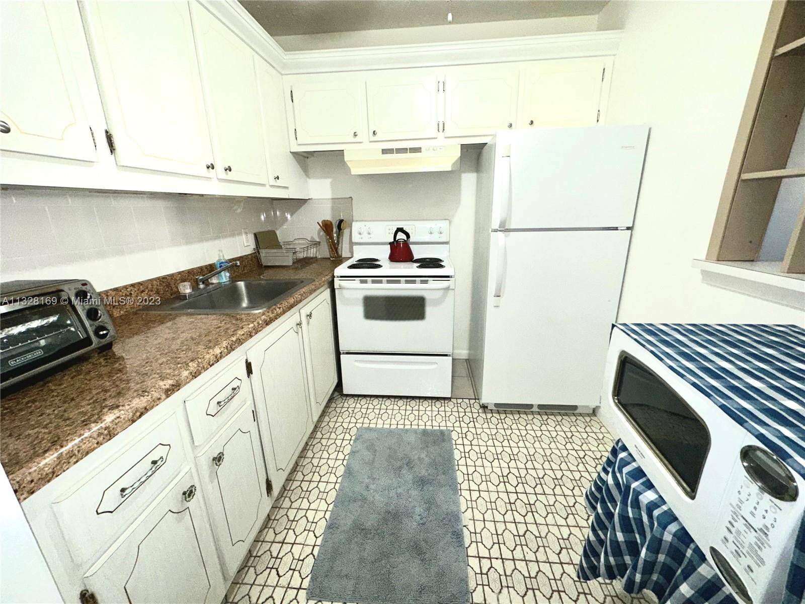 Deerfield Beach, FL 33442,86 Lyndhurst D #86
