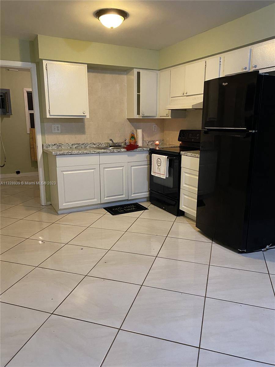 Fort Myers, FL 33916,1770 N Meador Ct