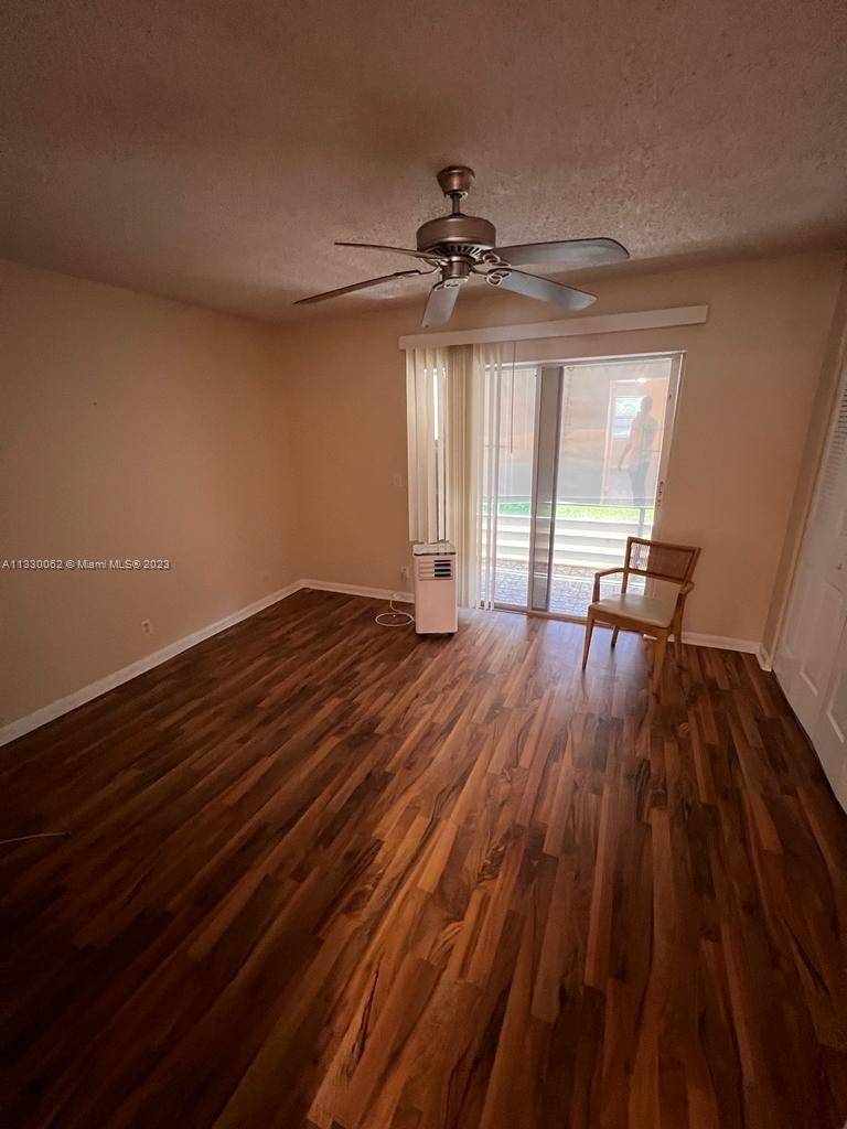 West Palm Beach, FL 33417,142 Northampton G #G