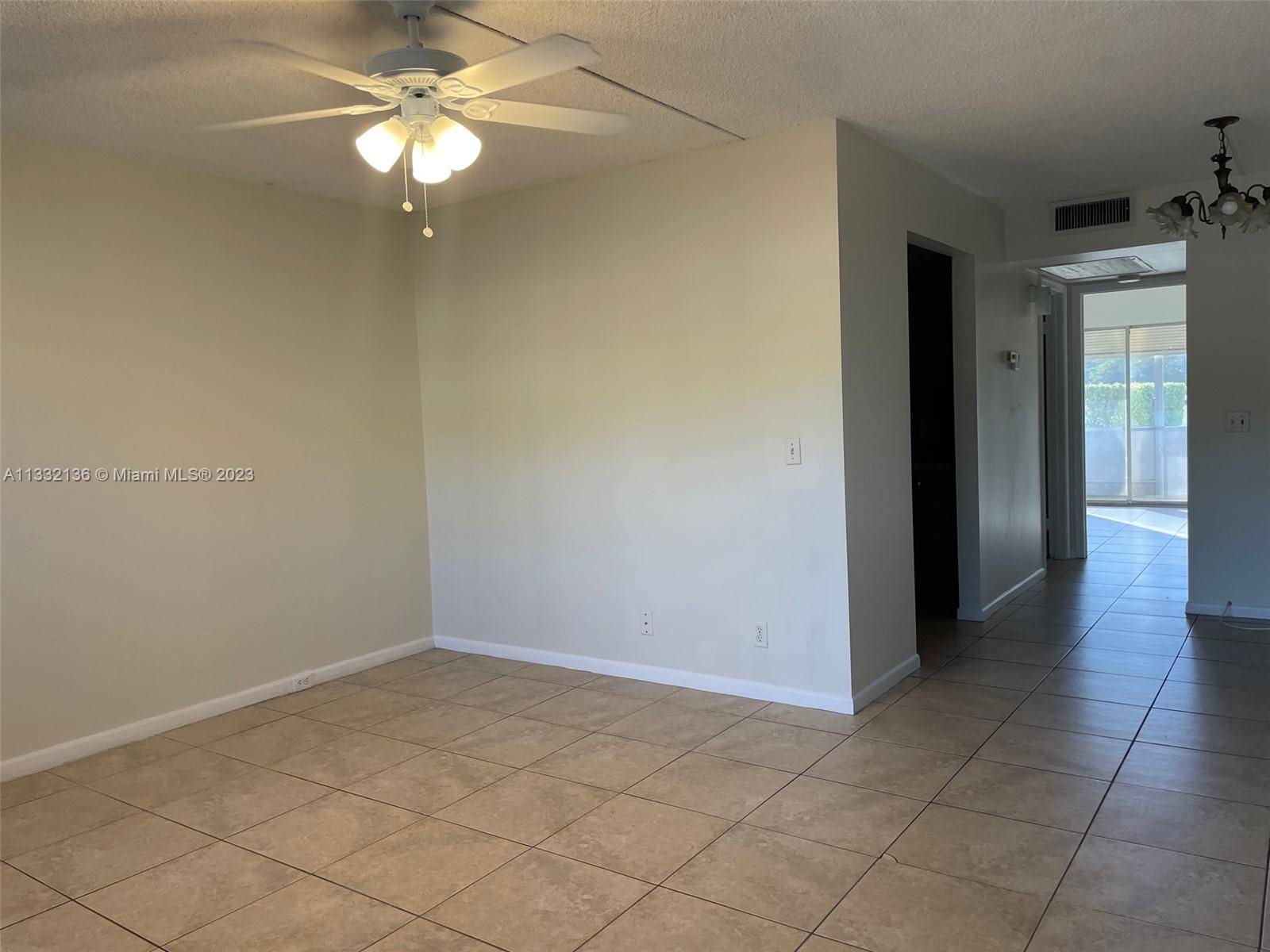 Pembroke Pines, FL 33027,13250 SW 4th Ct #109G