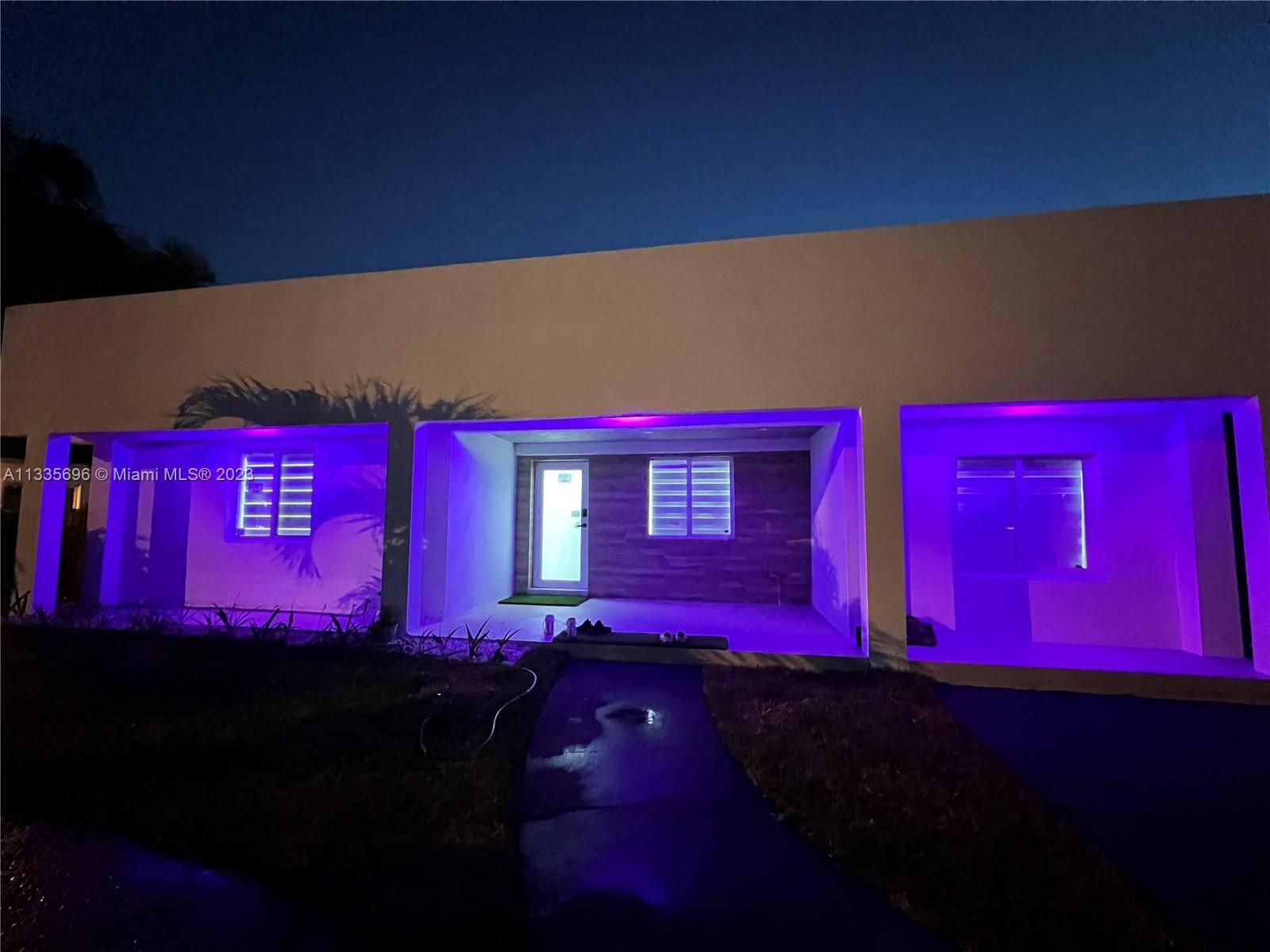 North Miami, FL 33161,520 NE 135th St