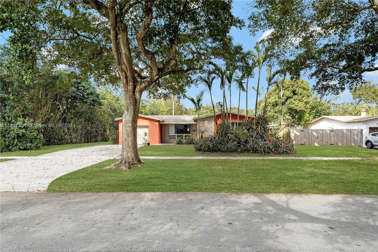 Cooper City, FL 33328,9111 SW 52nd St