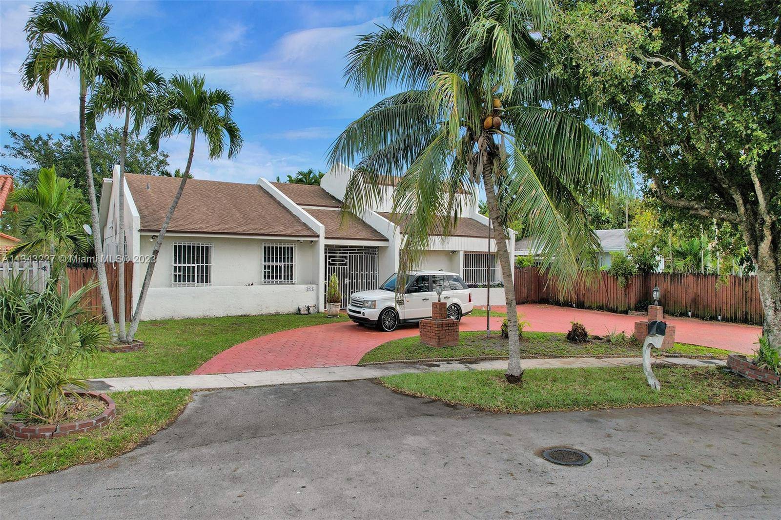 Miami, FL 33174,1021 SW 88th Ct