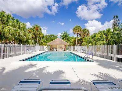 Coral Springs, FL 33071,10935 Cypress Run Cir