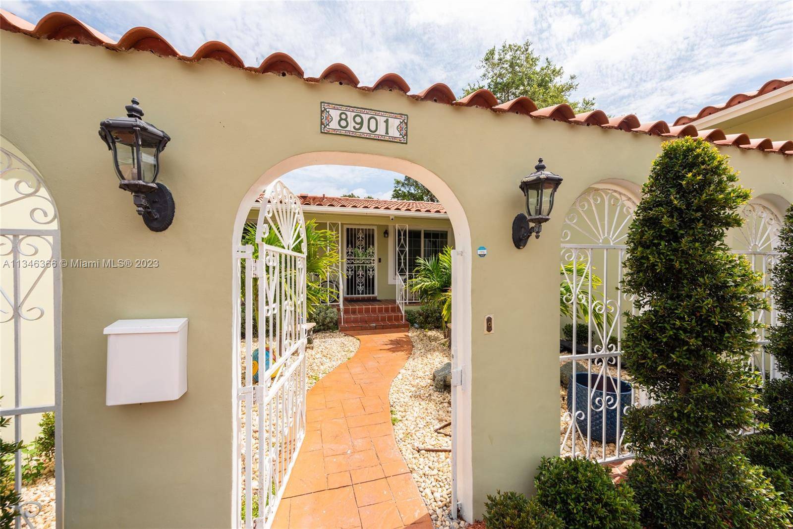 Miami, FL 33138,8901 NE 9th Ct