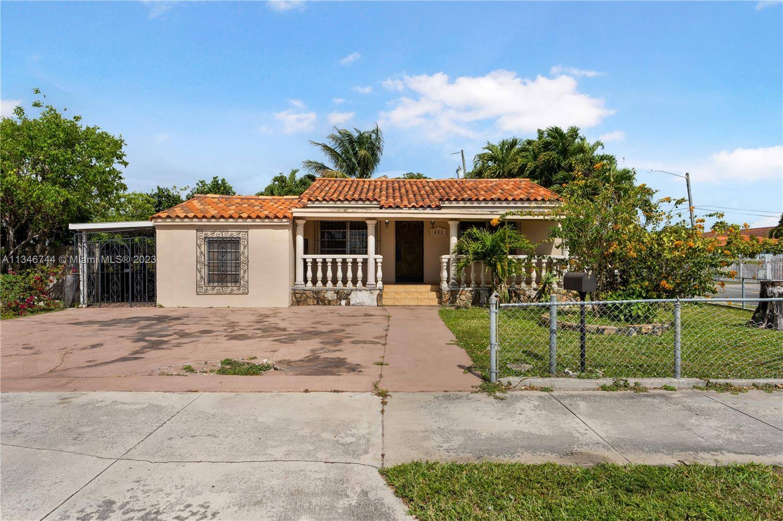 Hialeah, FL 33010,881 SE 8th St