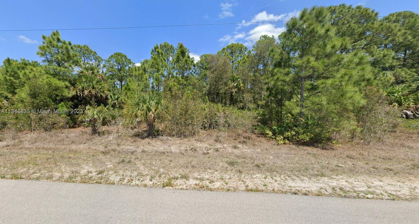 Lehigh Acres, FL 33971,3510 61ST W