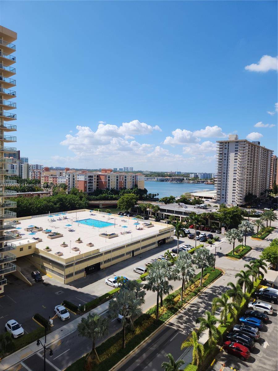 Sunny Isles Beach, FL 33160,231 174th St #1210