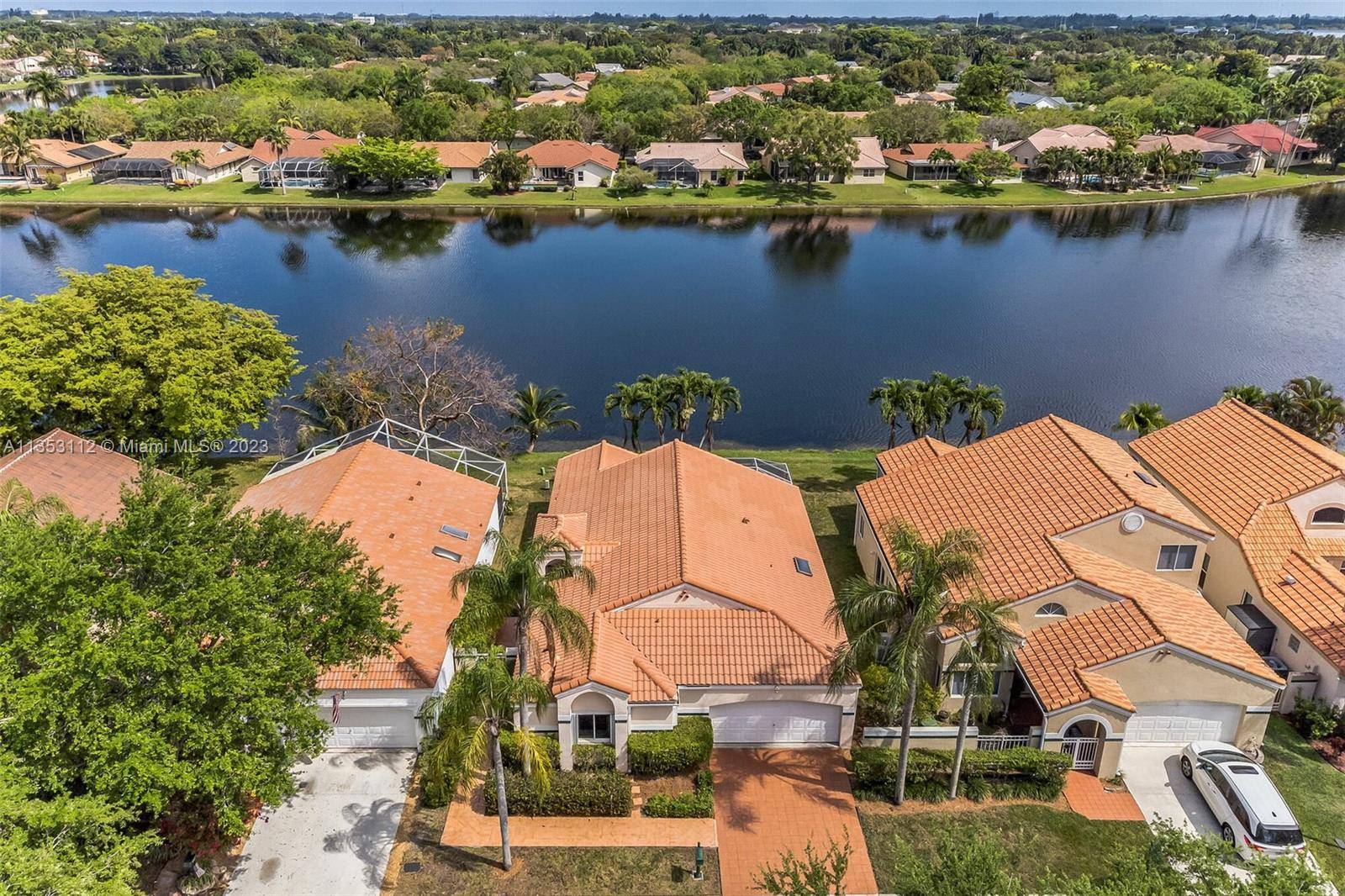 Weston, FL 33326,1620 Harbour Side Dr