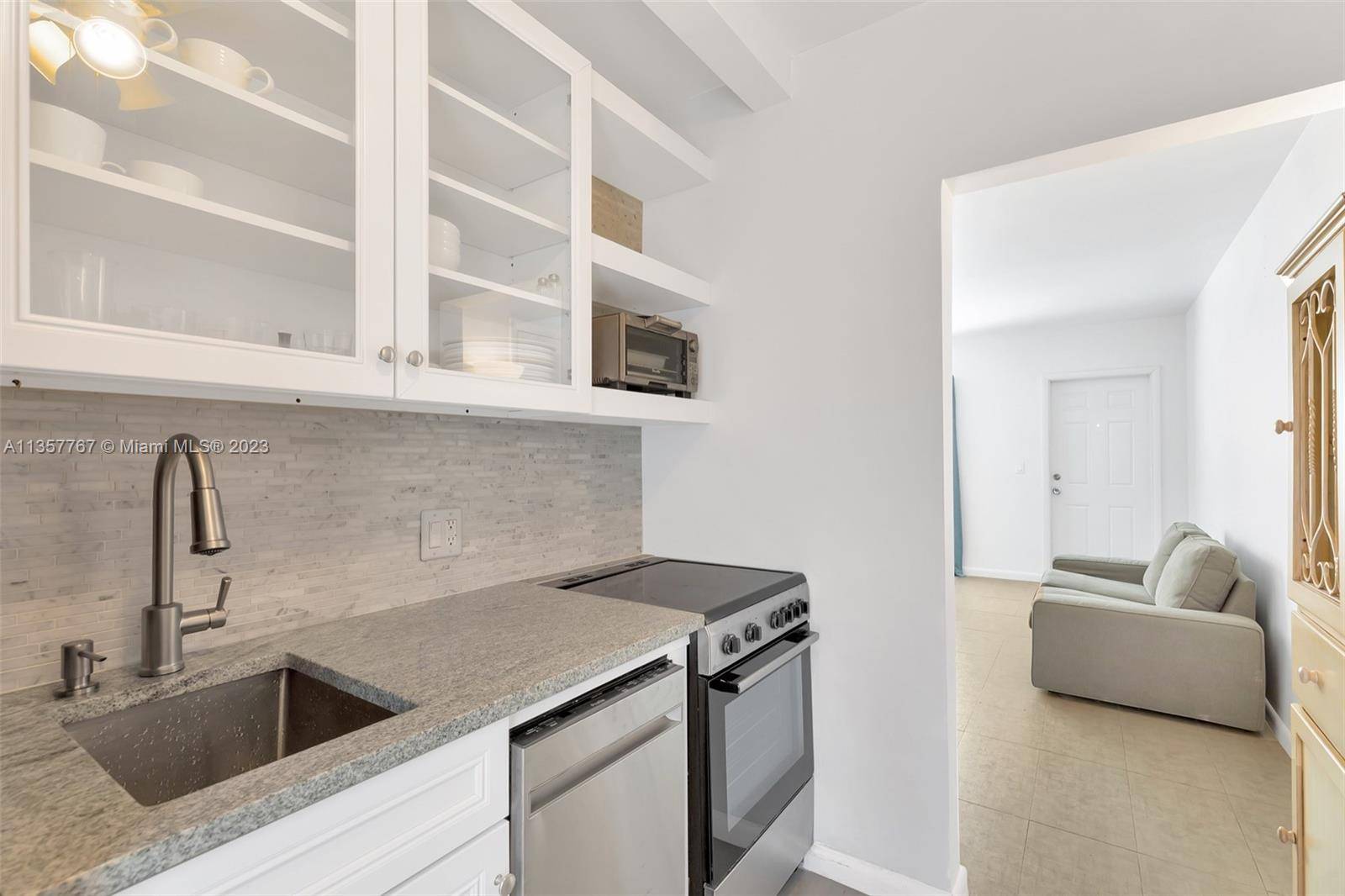 Lake Worth, FL 33460,31 S Golfview Rd #2