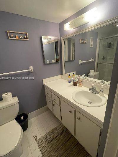 Davie, FL 33324,1900 Sabal Palm Dr #203
