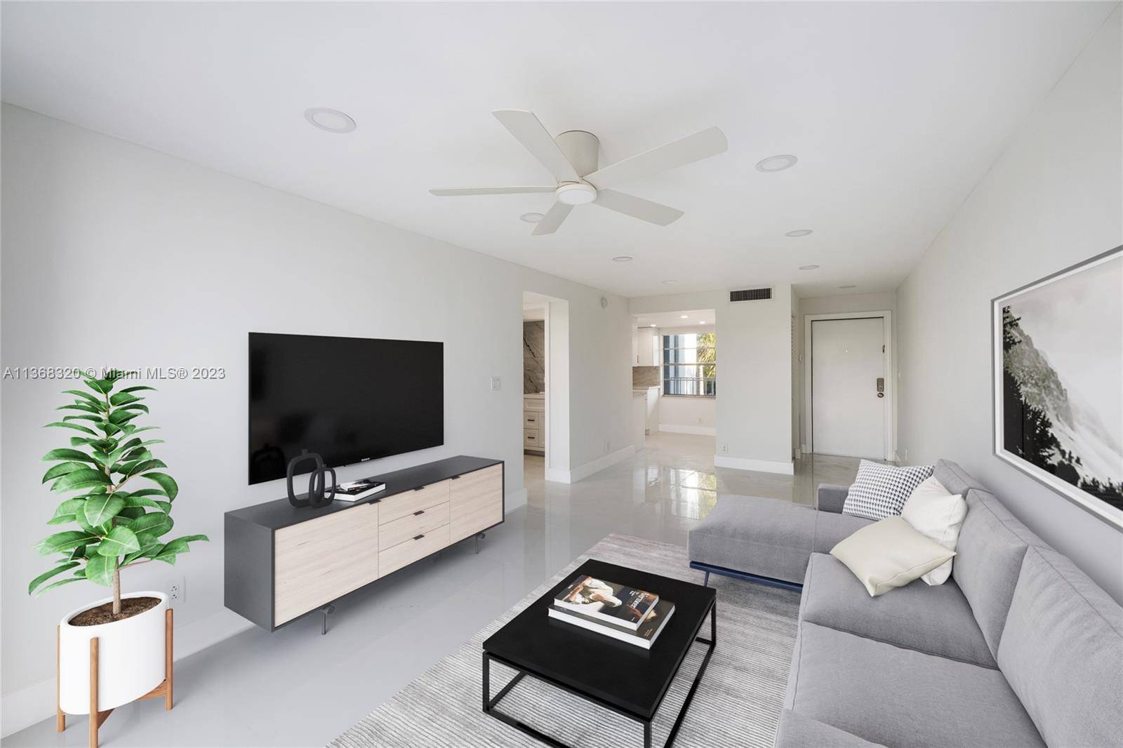 Boynton Beach, FL 33435,689 NE 6th Ct #2050