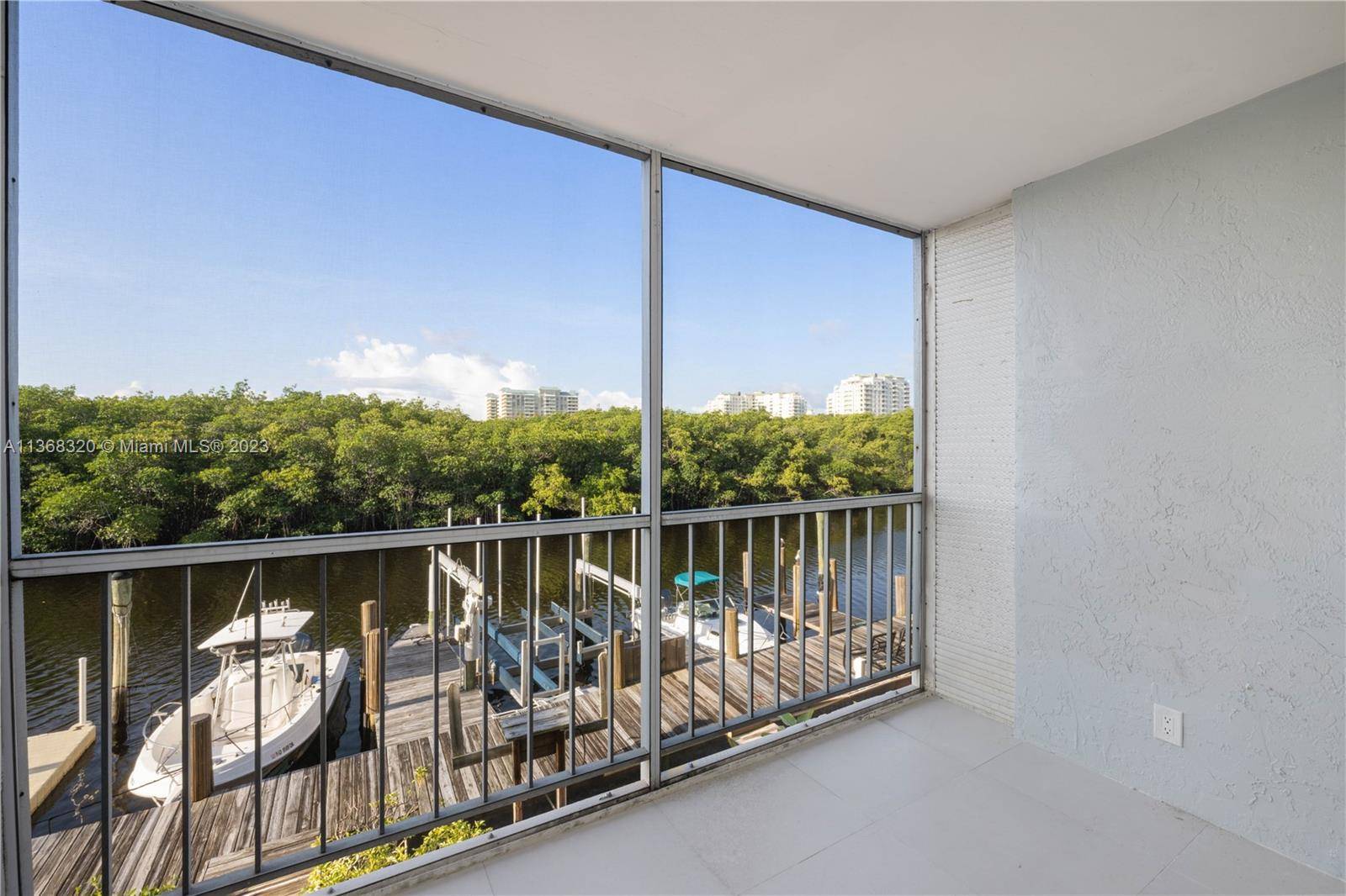 Boynton Beach, FL 33435,689 NE 6th Ct #2050