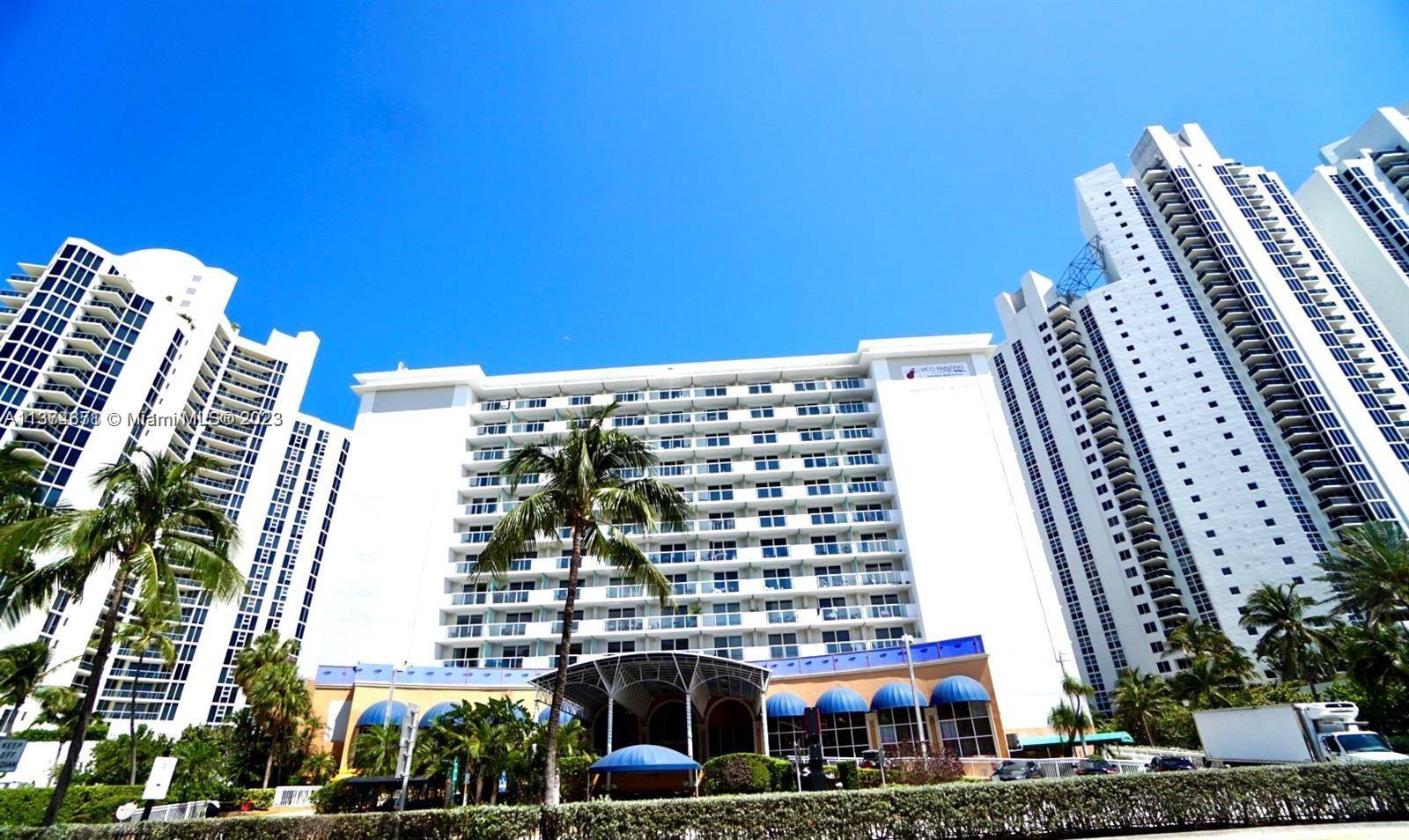 Sunny Isles Beach, FL 33160,19201 Collins Ave #215