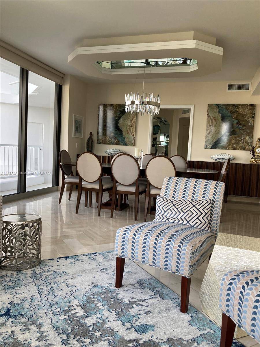 Boca Raton, FL 33434,20310 Fairway Oaks Dr #154