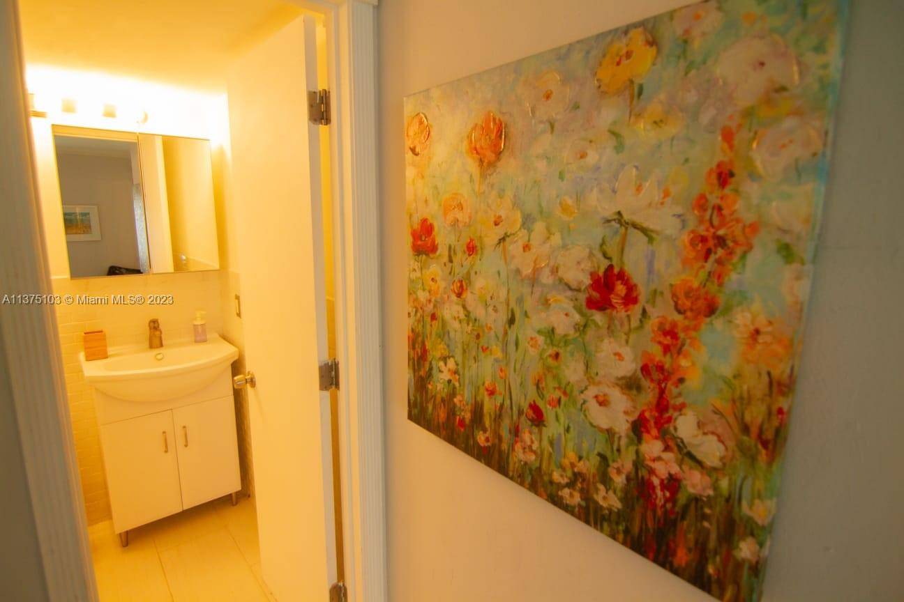 Miami Beach, FL 33139,753 Michigan Ave #2C