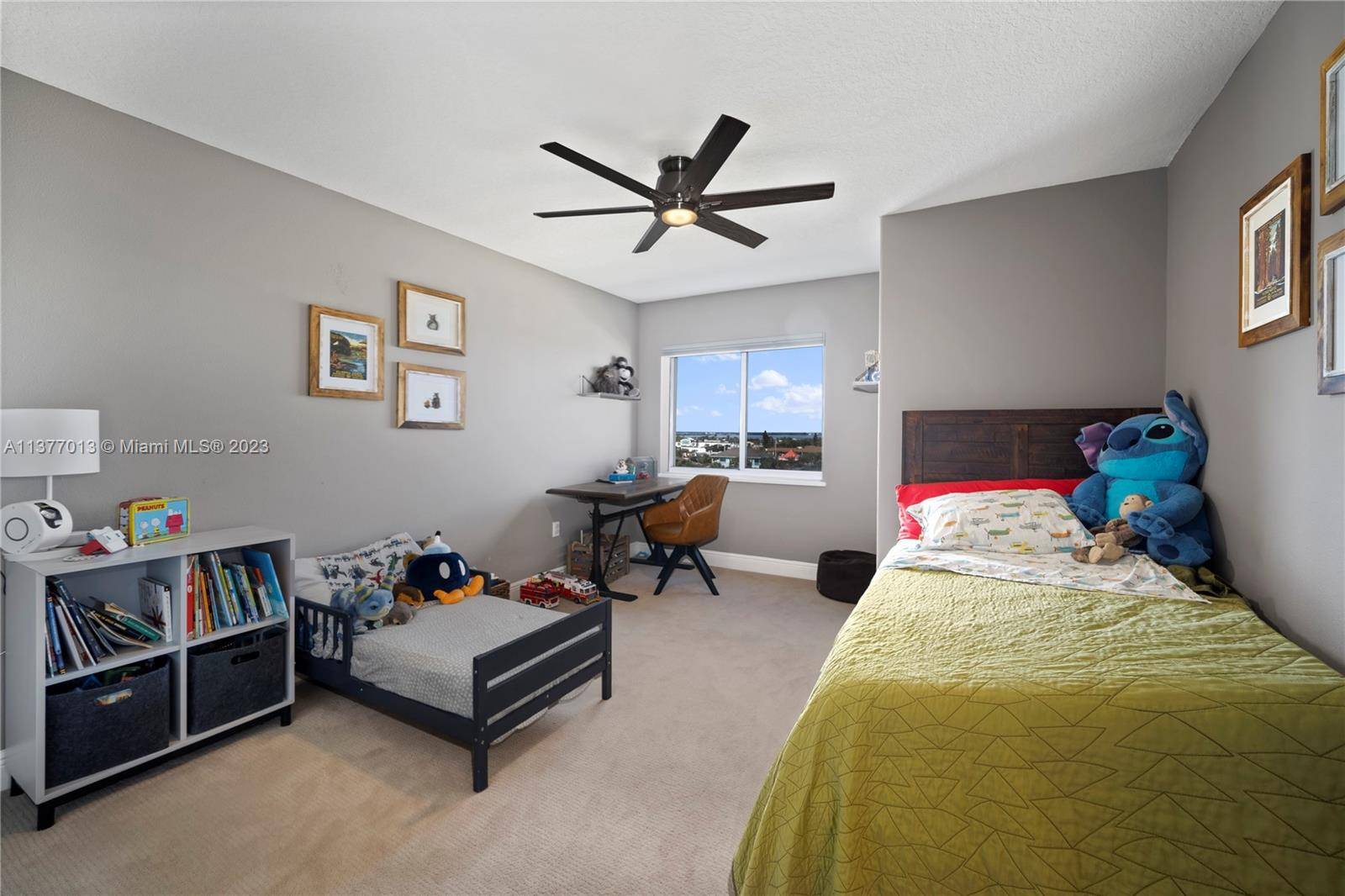 Cocoa Beach, FL 32931,420 Harding #701