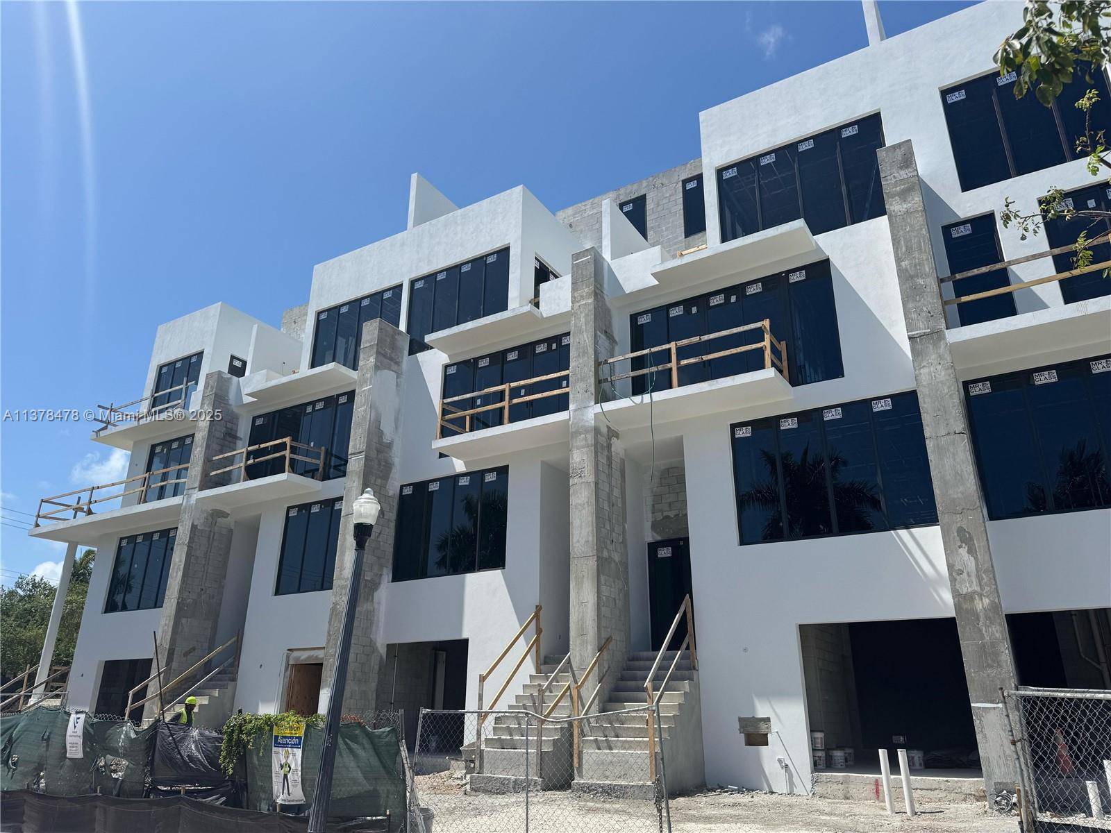 Miami Beach, FL 33141,7300 Trouville Esplanade #3
