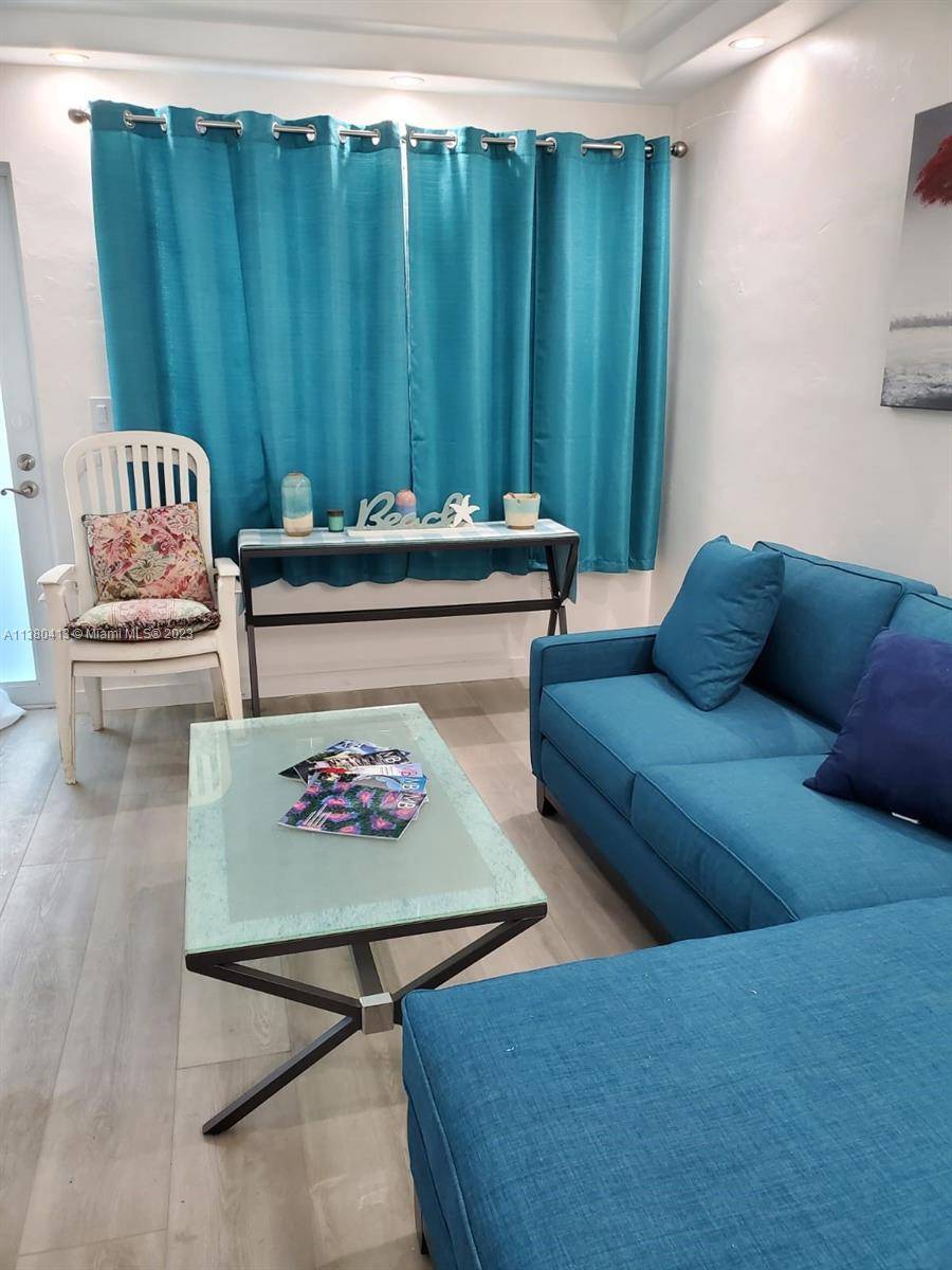 Miami Beach, FL 33139,1035 Meridian Ave #9