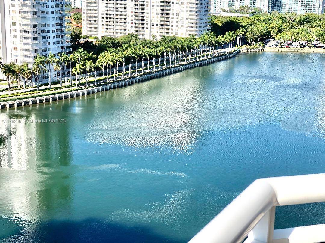 Aventura, FL 33160,18081 Biscayne Blvd #1602