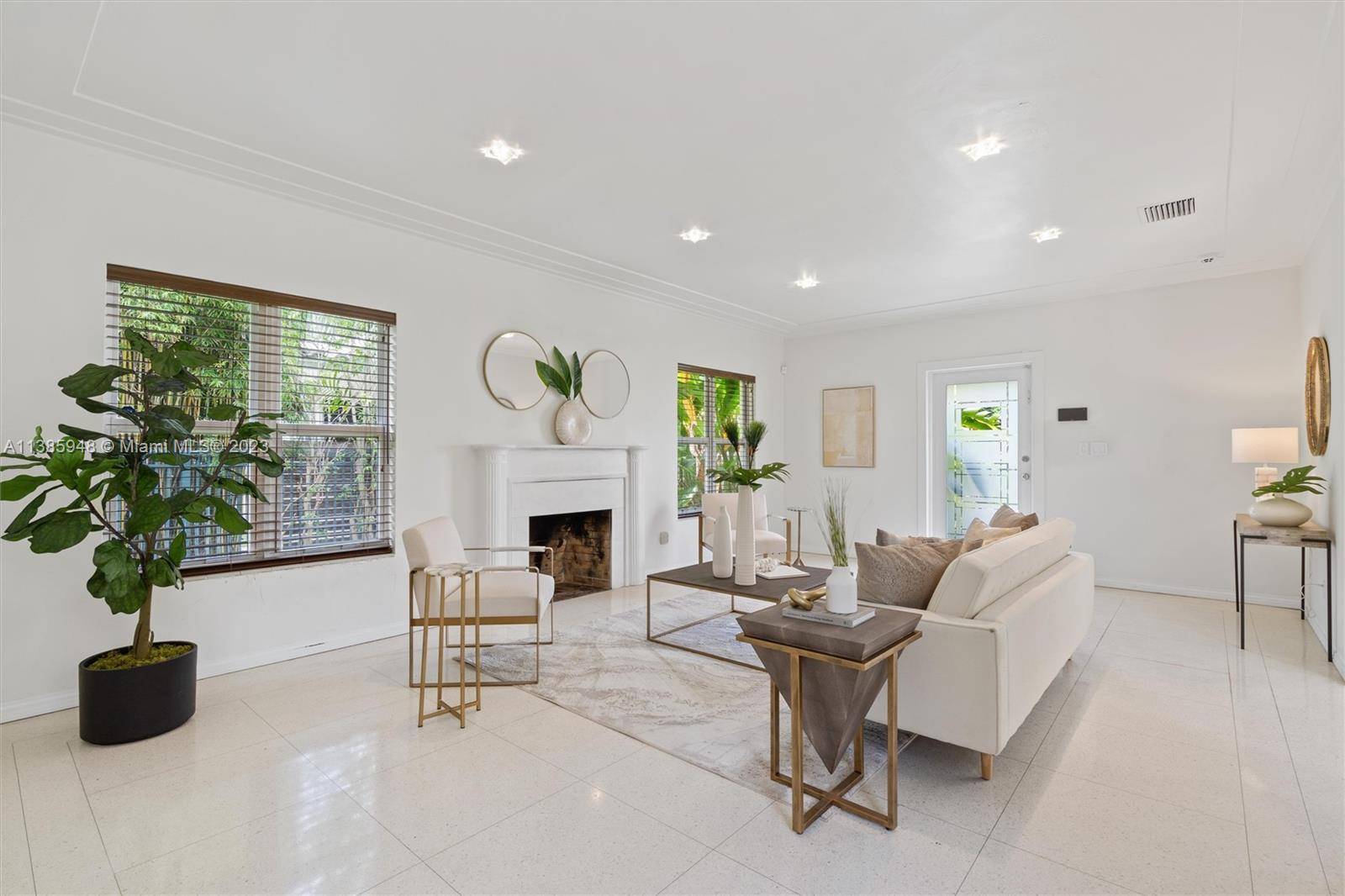 Miami Beach, FL 33140,5925 La Gorce Dr