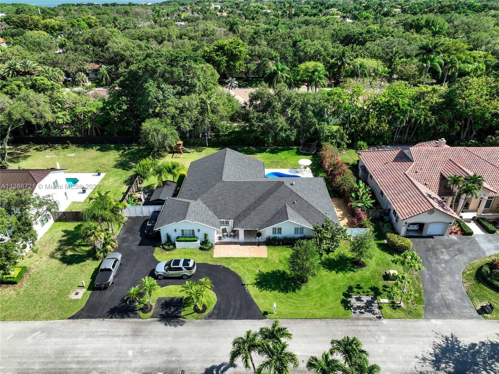 Palmetto Bay, FL 33157,7360 SW 165th St