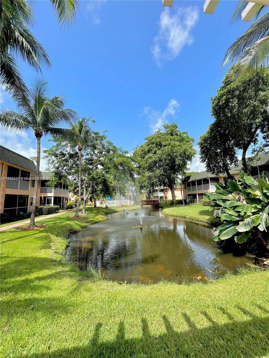 Deerfield Beach, FL 33441,760 SE 2nd Ave #H104