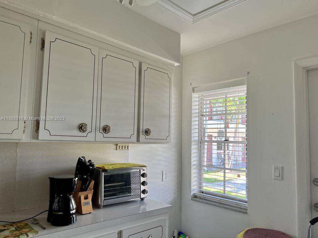 Hallandale Beach, FL 33009,1150 Atlantic Shores Blvd #513